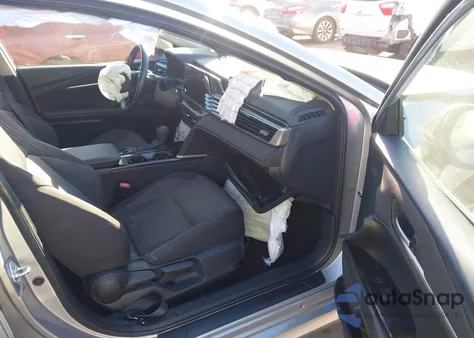 2025 Toyota Camry Le from USA, damaged, VIN 4T1DBADK6SU002162